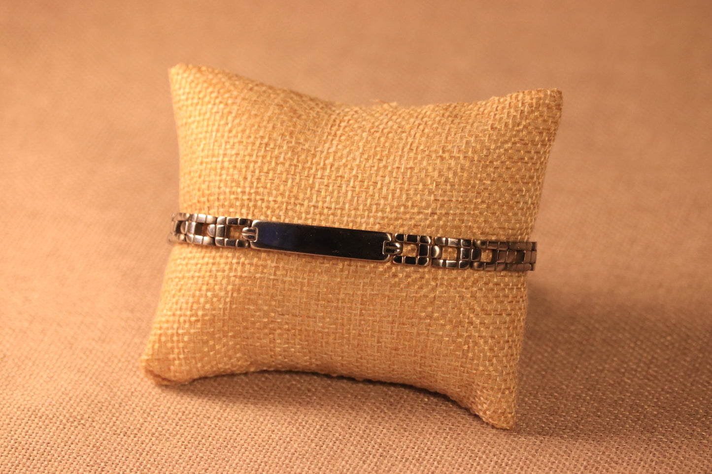 Rounded Rectangle Plate Square Link Bracelet