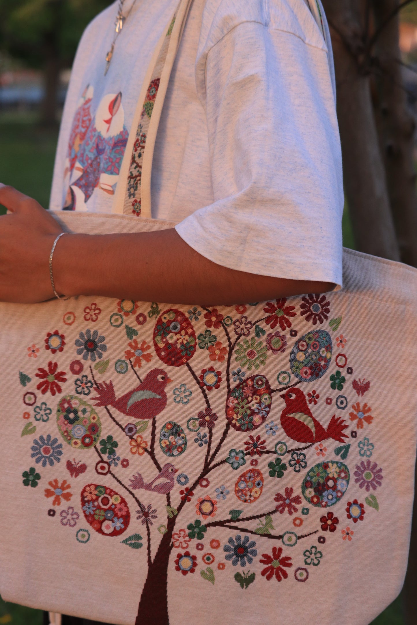 Tree of life tote bag